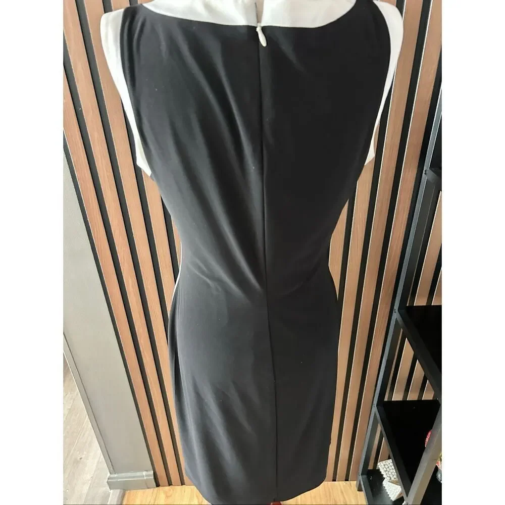 Ralph Lauren Black and white short dress sleeveless with the white trim size 10